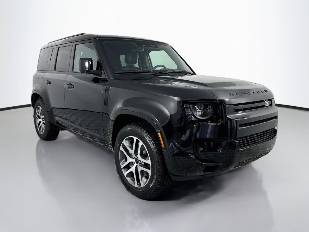 New 2026 Santorini Black Land Rover X-Dynamic SE image 7