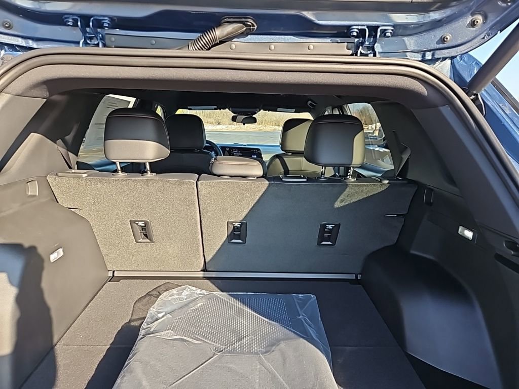 New 2026 Lakeshore Blue Metallic Chevrolet RS image 26