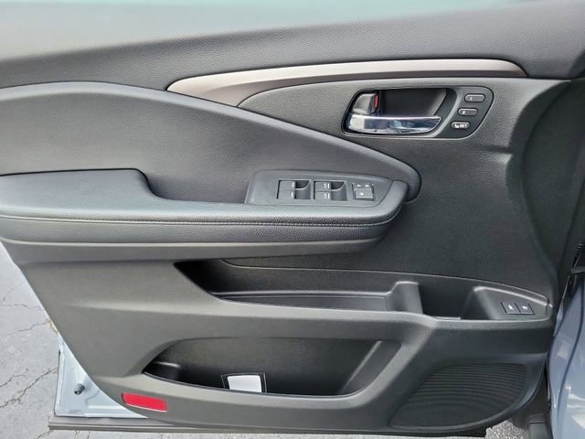 2022 Honda Pilot SE - Photo 22