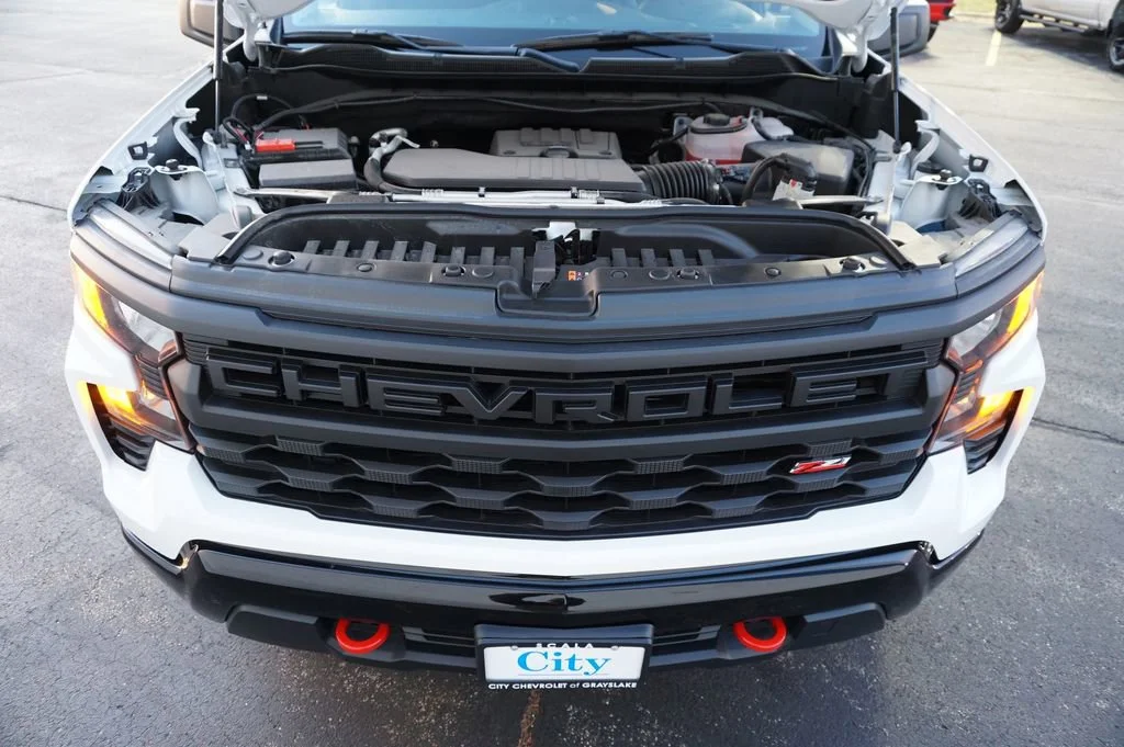 New 2026 Summit White Chevrolet Custom Trail Boss image 24