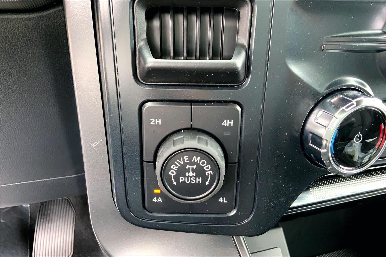 New 2026 Agate Black Metallic Ford Lariat® image 16
