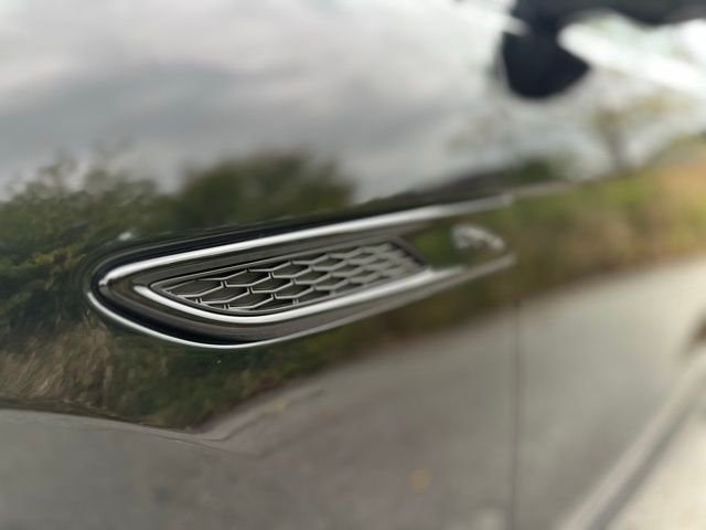 2026 Jaguar F-Pace R-Dynamic S - Photo 9