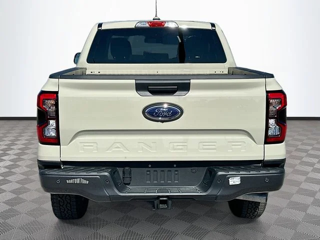 New 2025 Desert Sand Ford XLT image 5