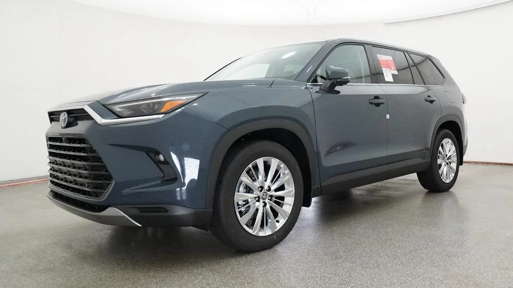 New 2026 Storm Cloud Toyota Platinum image 6