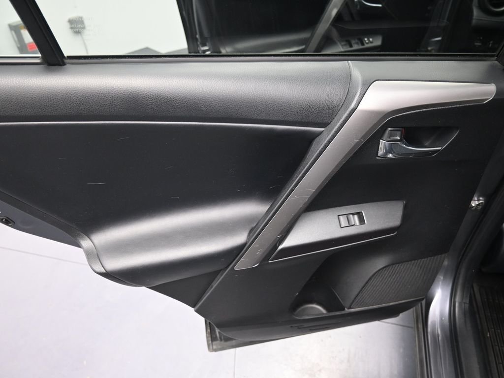 Used 2017 Magnetic Gray Metallic Toyota XLE image 24