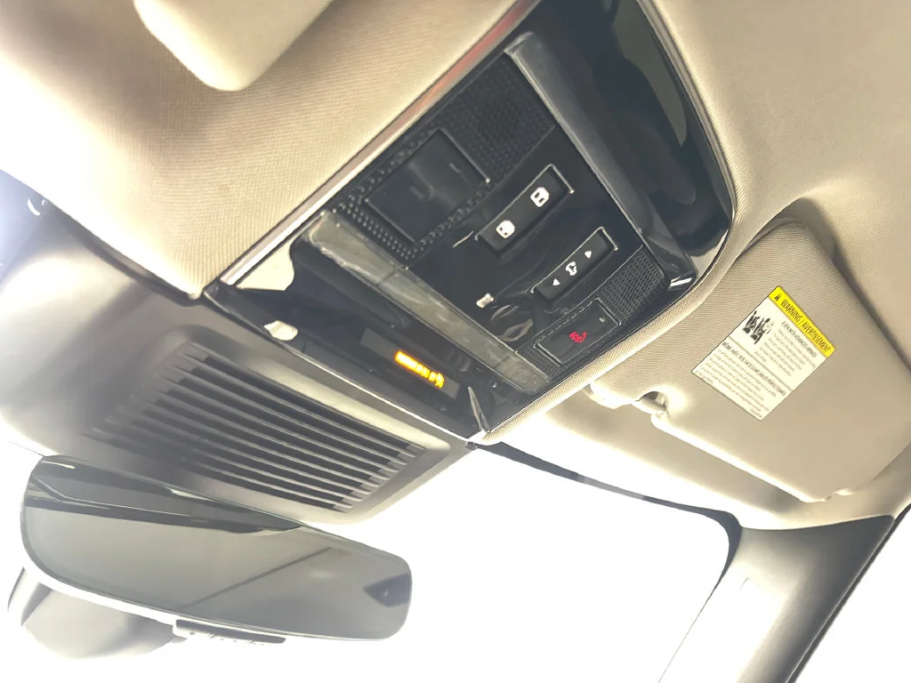 Used 2023 Black Land Rover SE image 72