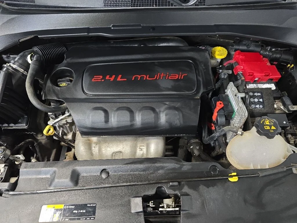 Used 2020 Gray Jeep Latitude image 13