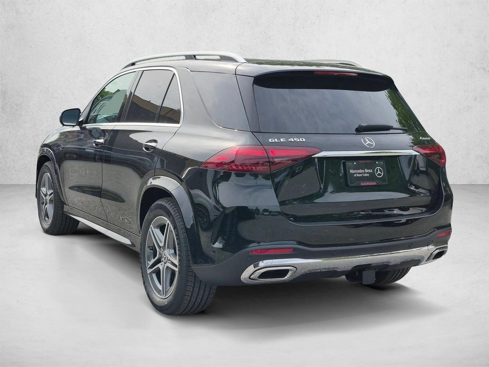 New 2026 Black Mercedes-Benz GLE450 image 9