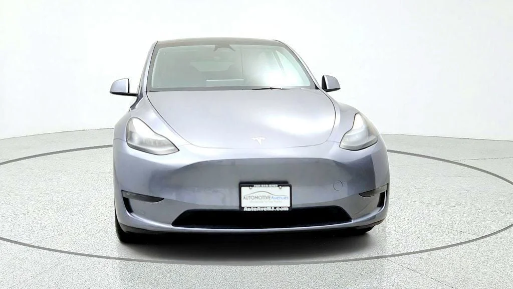Used 2024 Quicksilver Tesla Long Range AWD image 2