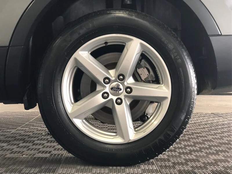Used 2017 Magnetic Ford XLT image 18