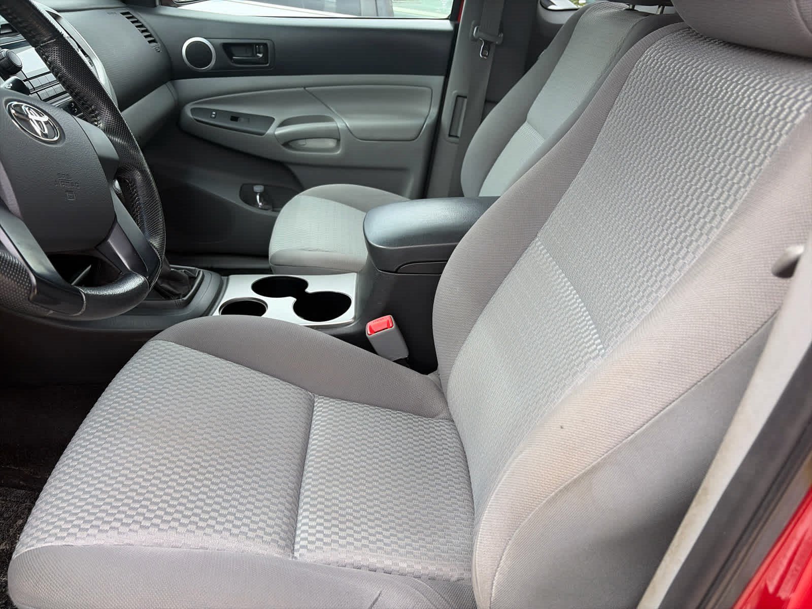 Used 2012 Barcelona Red Metallic Toyota  image 6