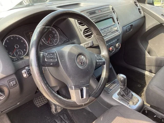 Used 2014 Silver Volkswagen S image 26