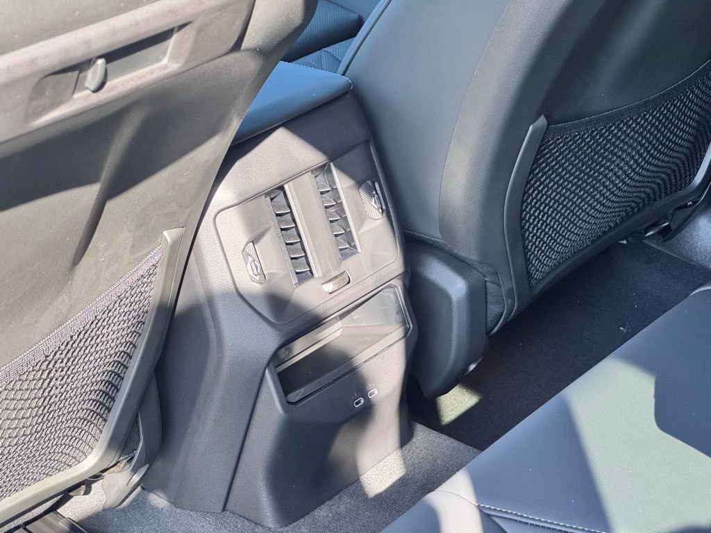 2026 BMW X3 30 - Photo 19