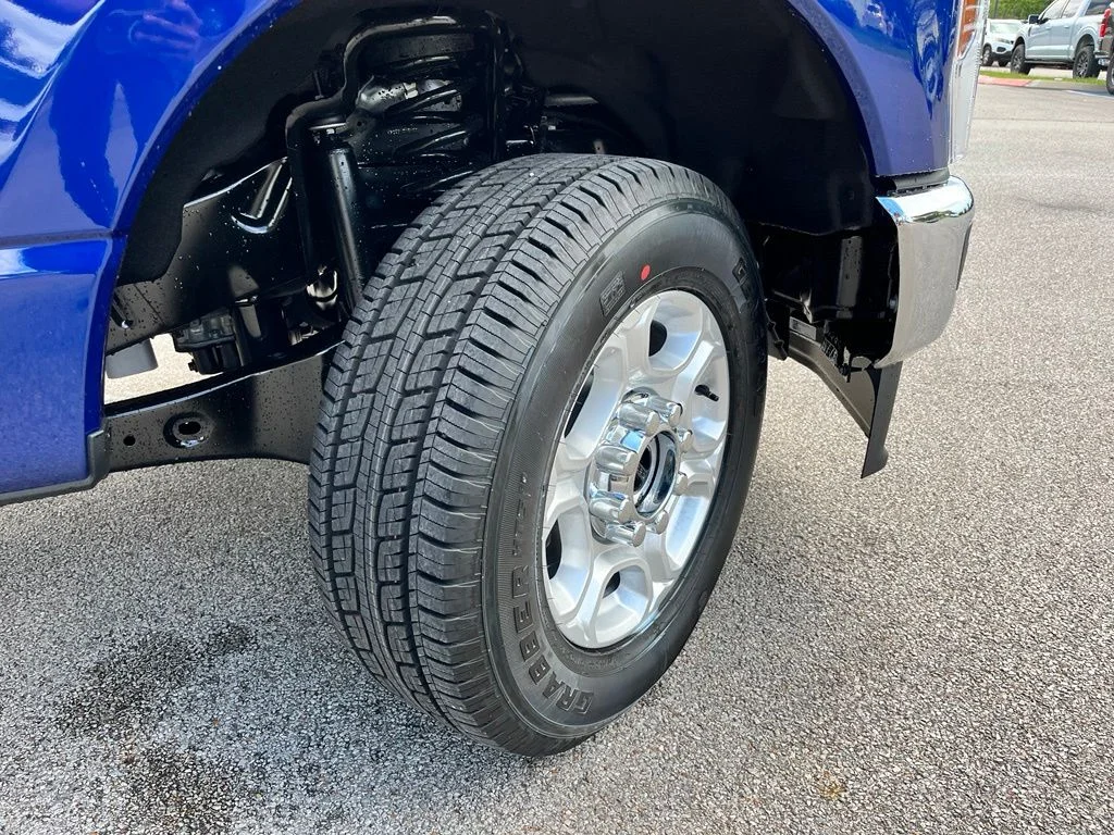 New 2026 Blue Ford XLT image 6
