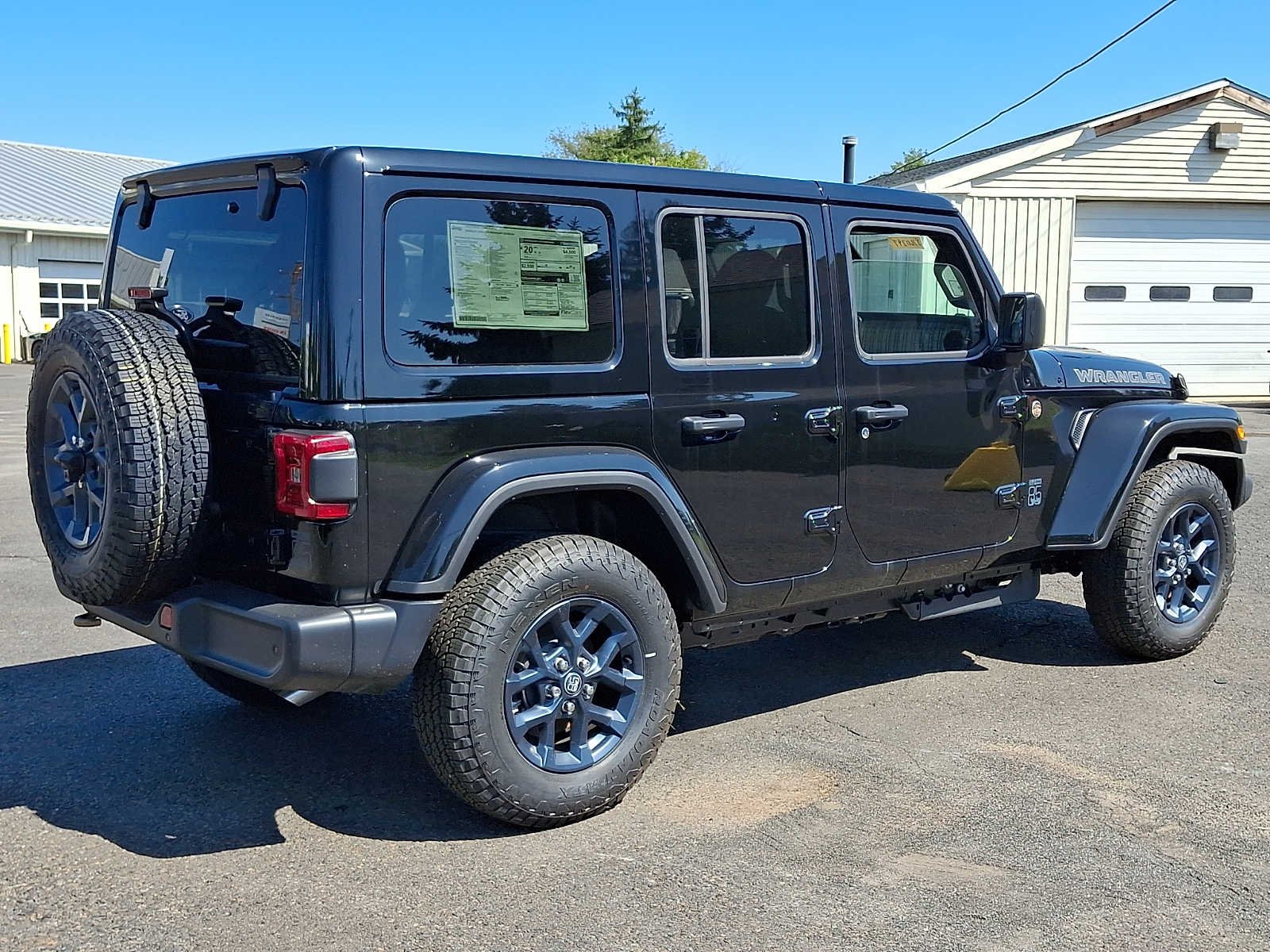 New 2026 Black Clear-Coat Exterior Paint Jeep 85th Anniversary image 4