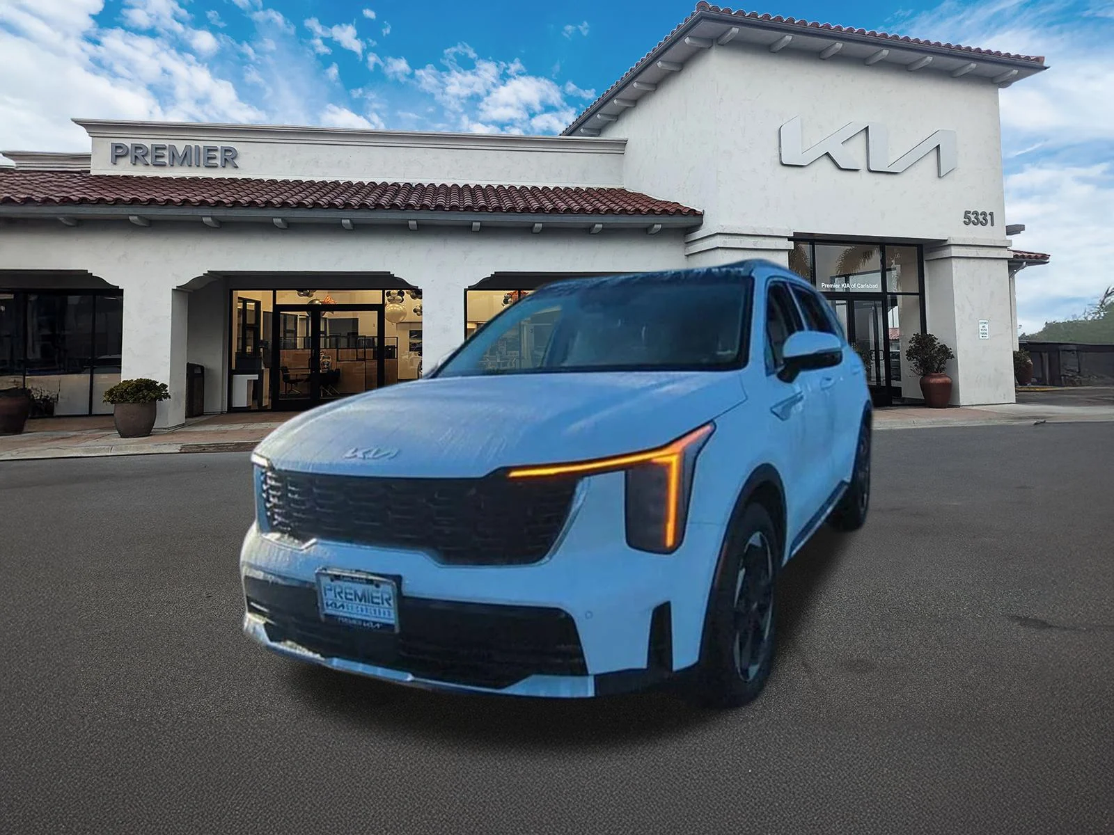 New 2026 Snow White Pearl Kia EX image 3
