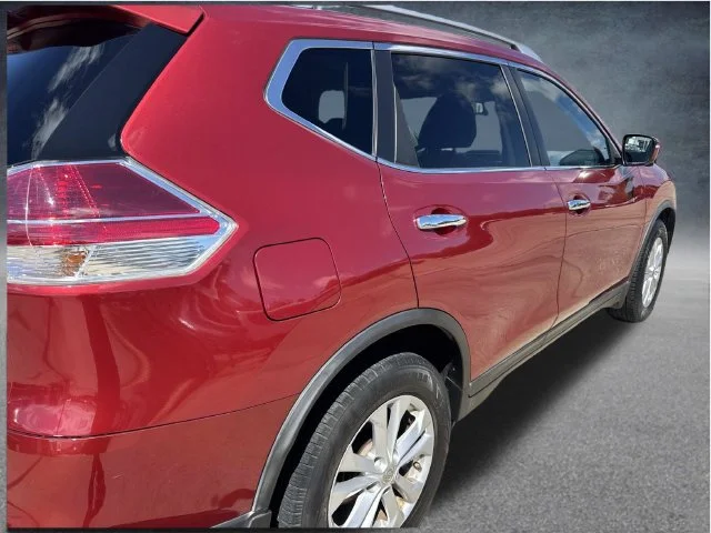 Used 2016 Red Nissan SV image 24