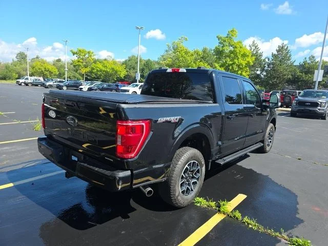 Used 2023 Black Ford XLT image 5