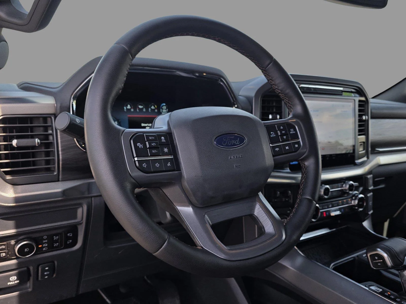 Used 2025 Carbonized Gray Ford LARIAT image 10