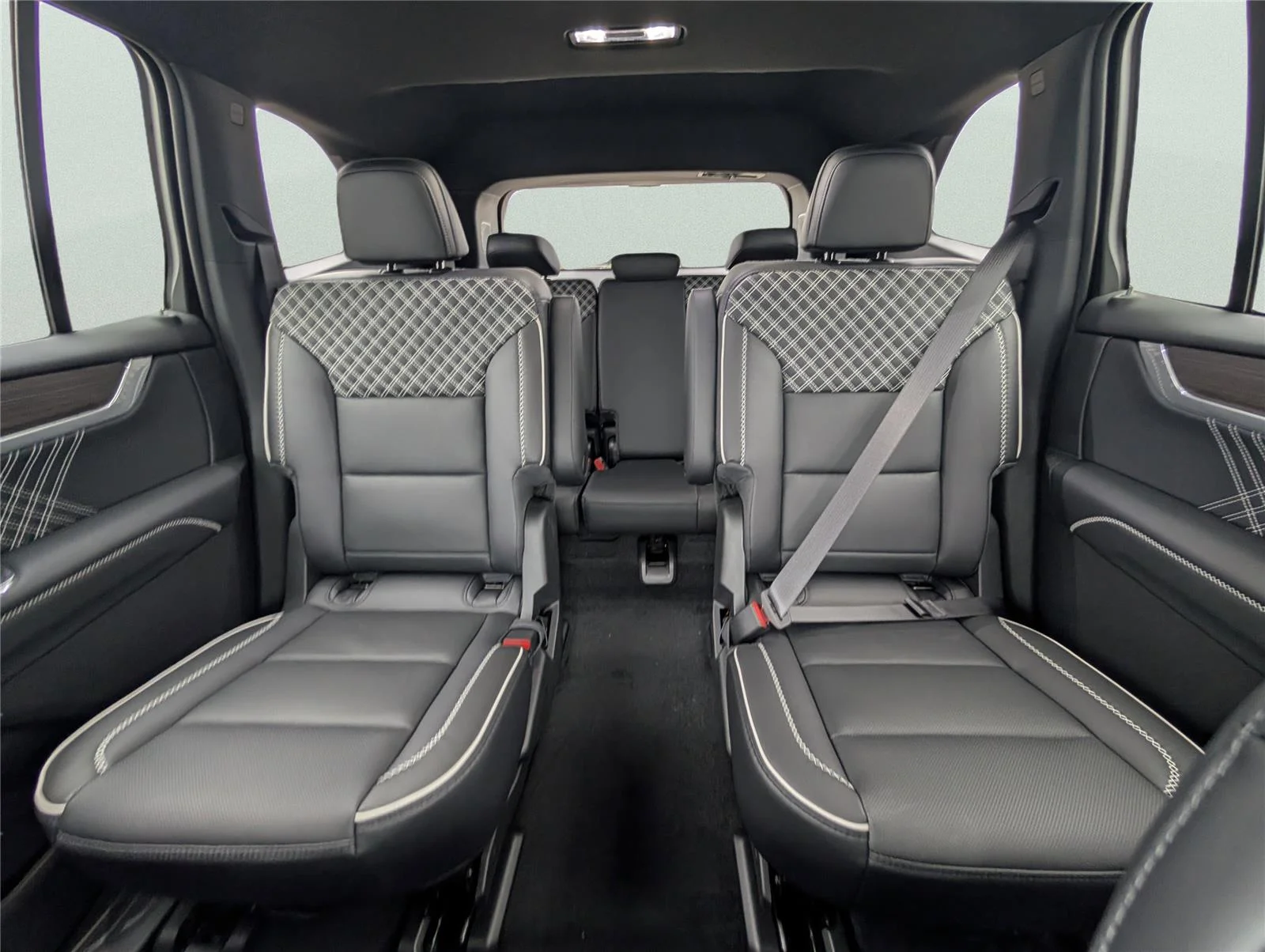 New 2026 Sterling Metallic GMC Denali image 28