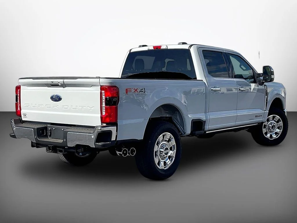 New 2026 Avalanche Ford F-250® Lariat® image 15