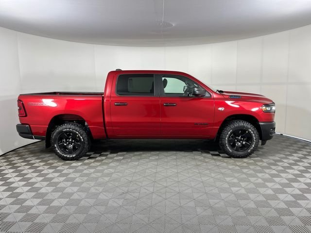 New 2026 Molten Red Pearl-Coat Exterior Paint RAM Warlock image 4