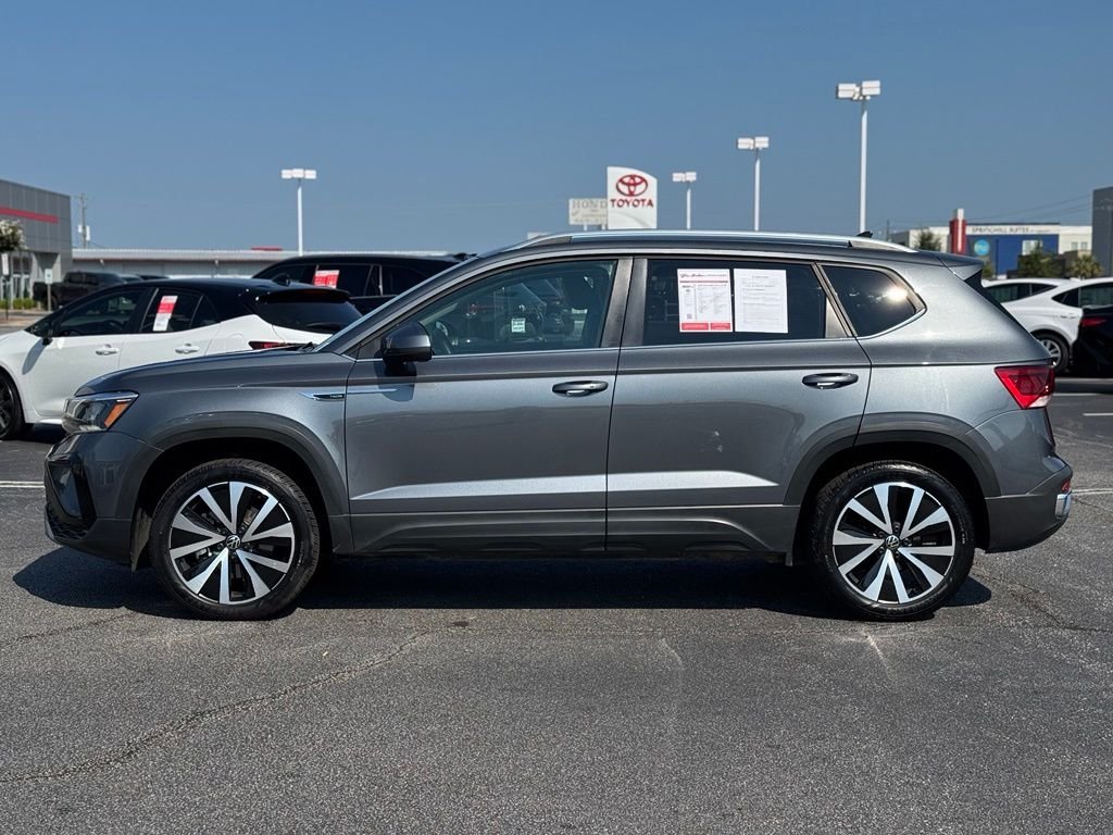 Used 2024  Volkswagen 1.5T SE image 8