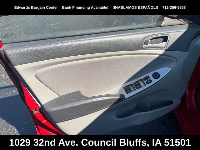 Used 2015 Red Hyundai GLS image 14