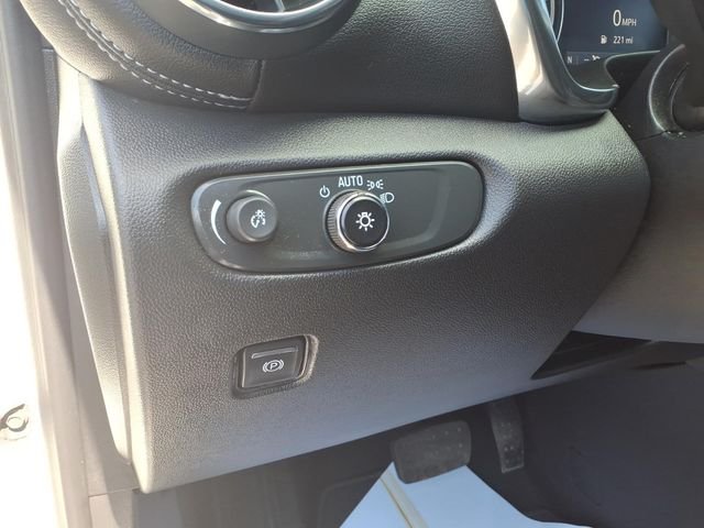 Used 2023 White Chevrolet LT image 18
