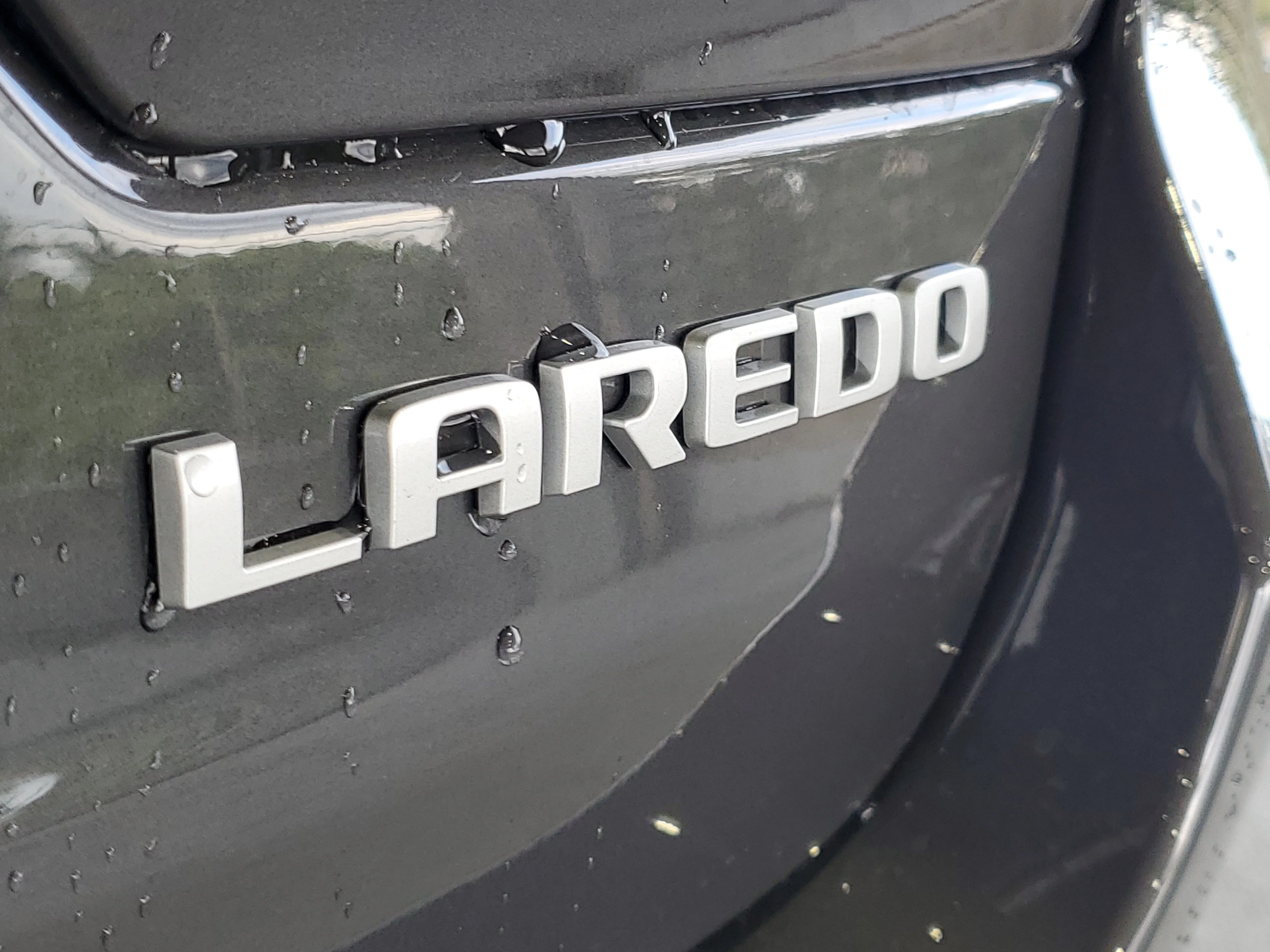New 2026 Baltic Gray Metallic Clearcoat Jeep Laredo X image 5