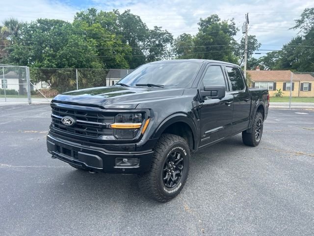 Used 2025 Black Ford XLT image 1