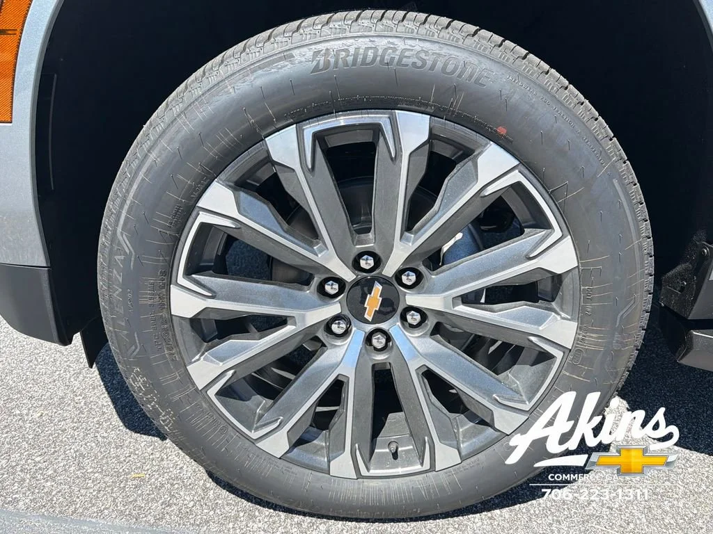 2026 Chevrolet Suburban High Country - Photo 13