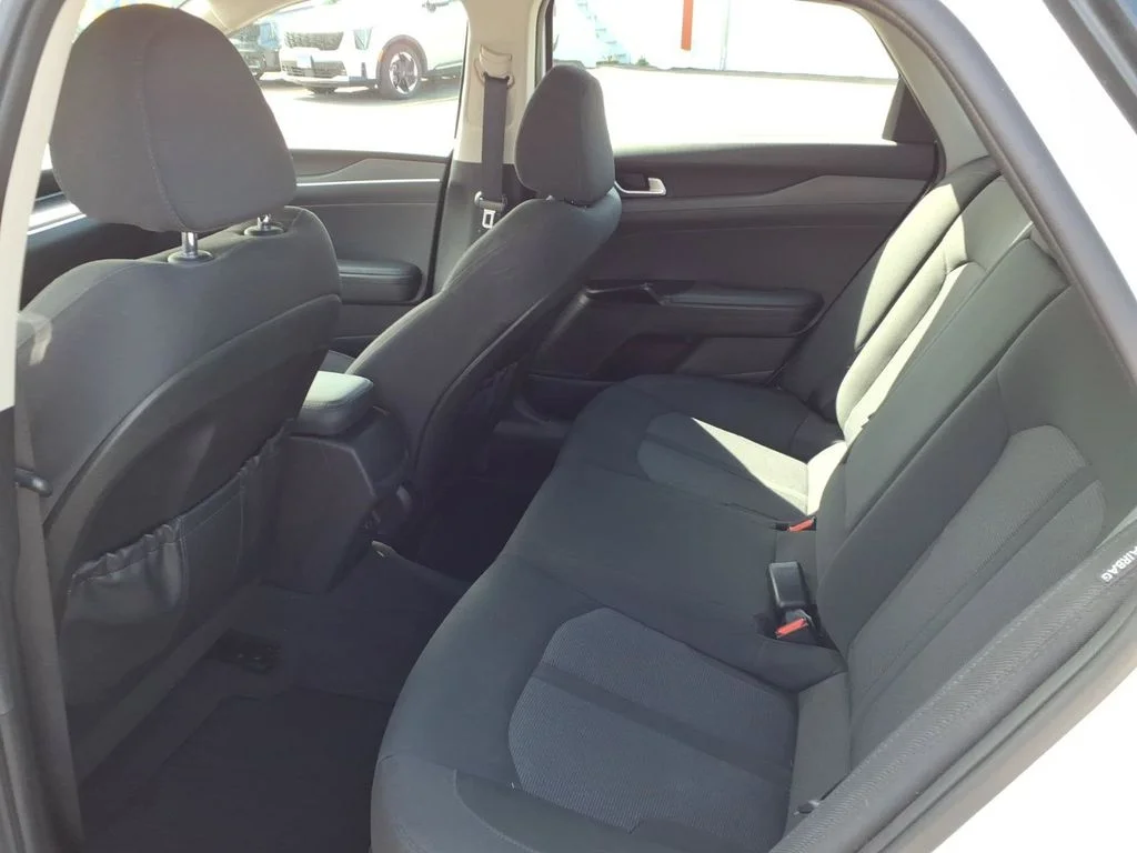 Used 2024 White Kia LXS image 12