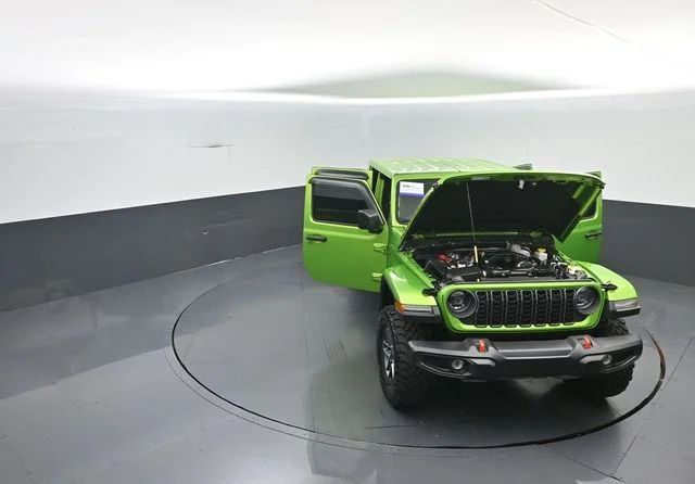 Used 2025 Mojito! Clearcoat Jeep Mojave image 35