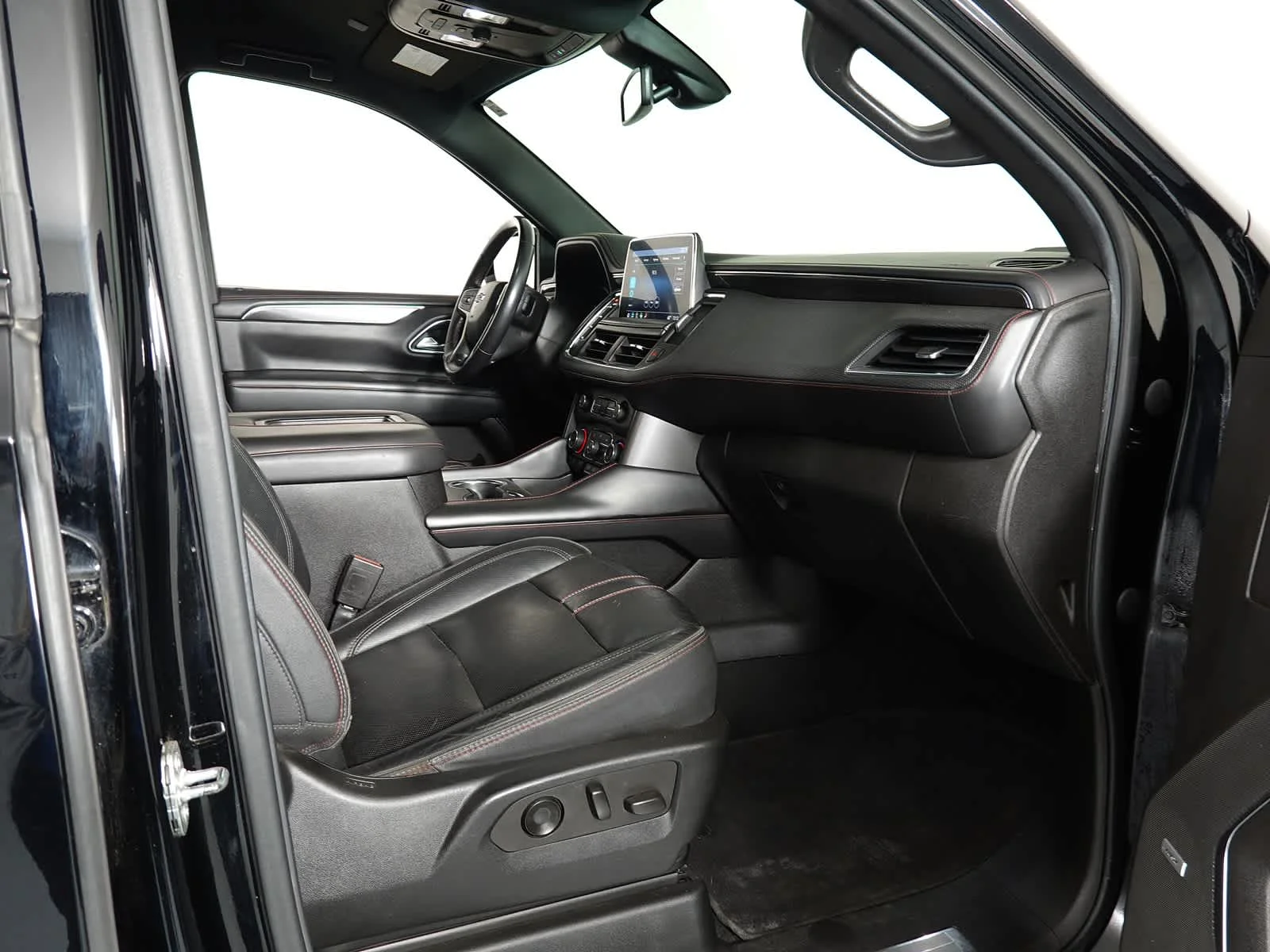 Used 2021 Black Chevrolet RST image 18
