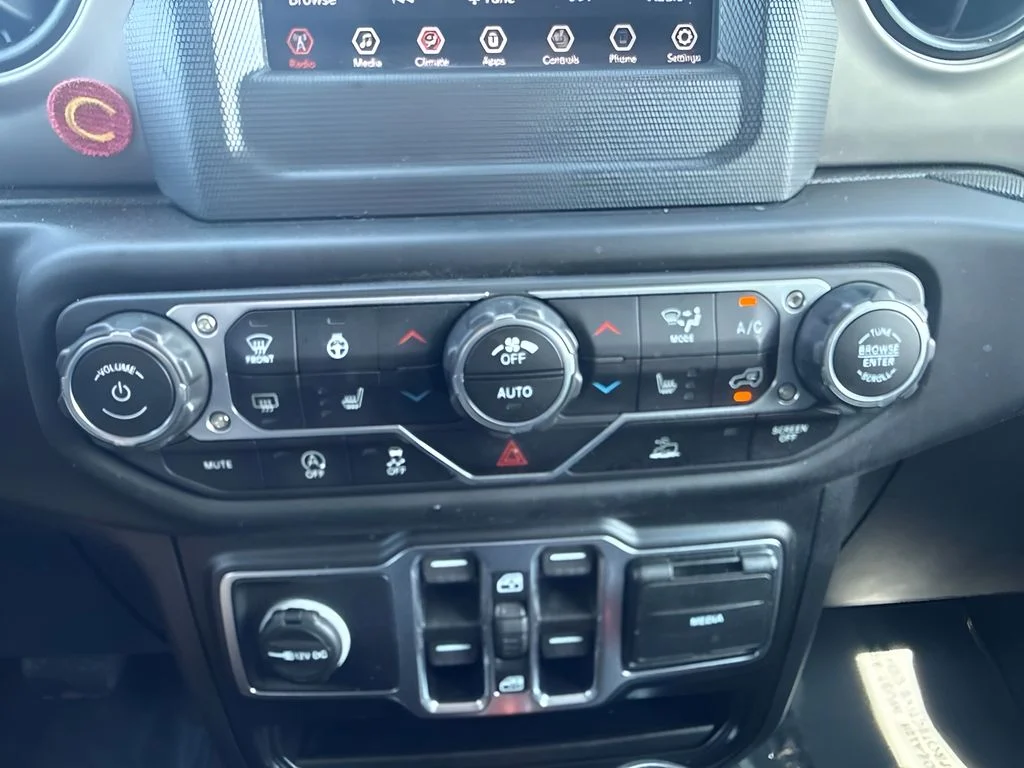 Used 2020 Black Jeep Sport image 15
