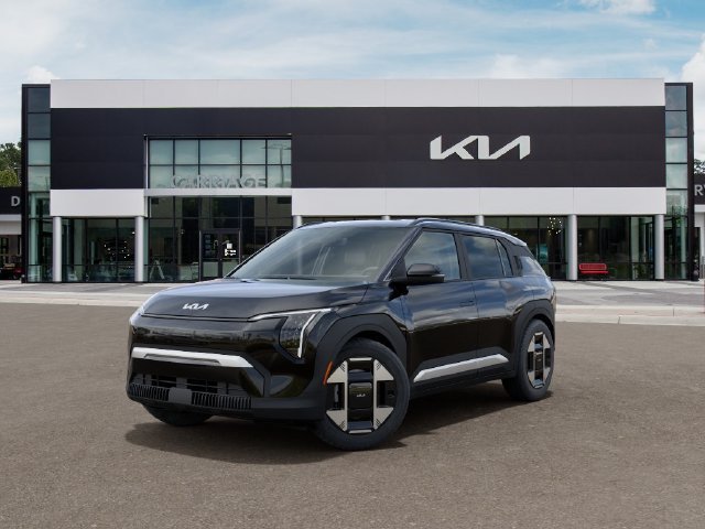 New 2027 Black Kia  image 1