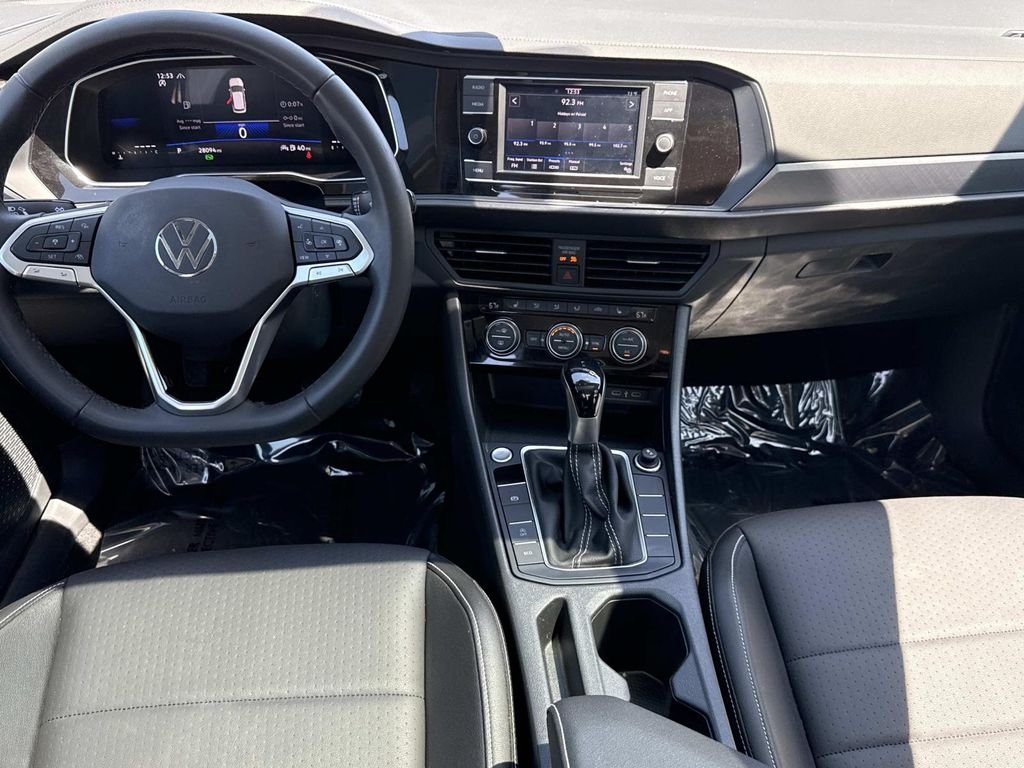 3VW7M7BU3RM087881