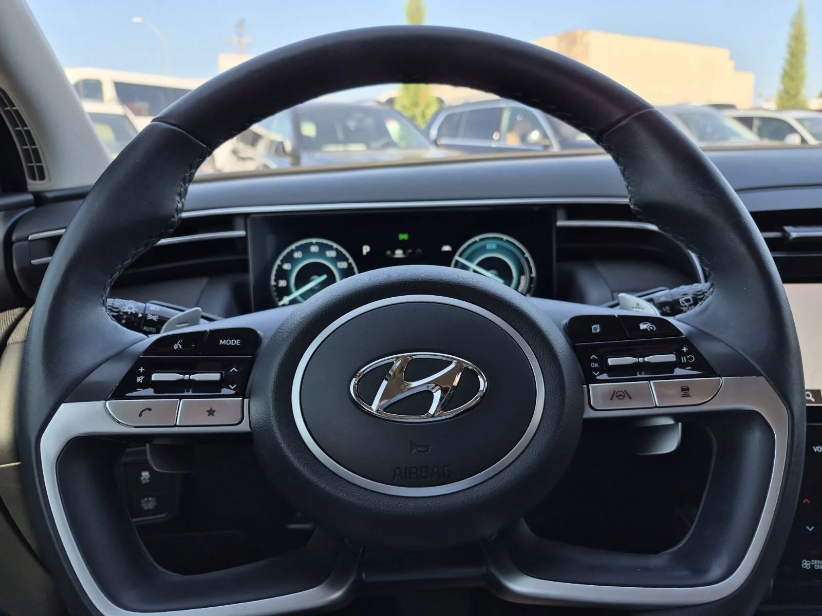 Used 2024 White Pearl Hyundai Limited image 25