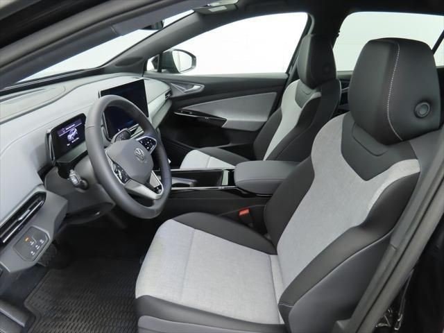 New 2026 Deep Black Pearl Volkswagen Pro image 17
