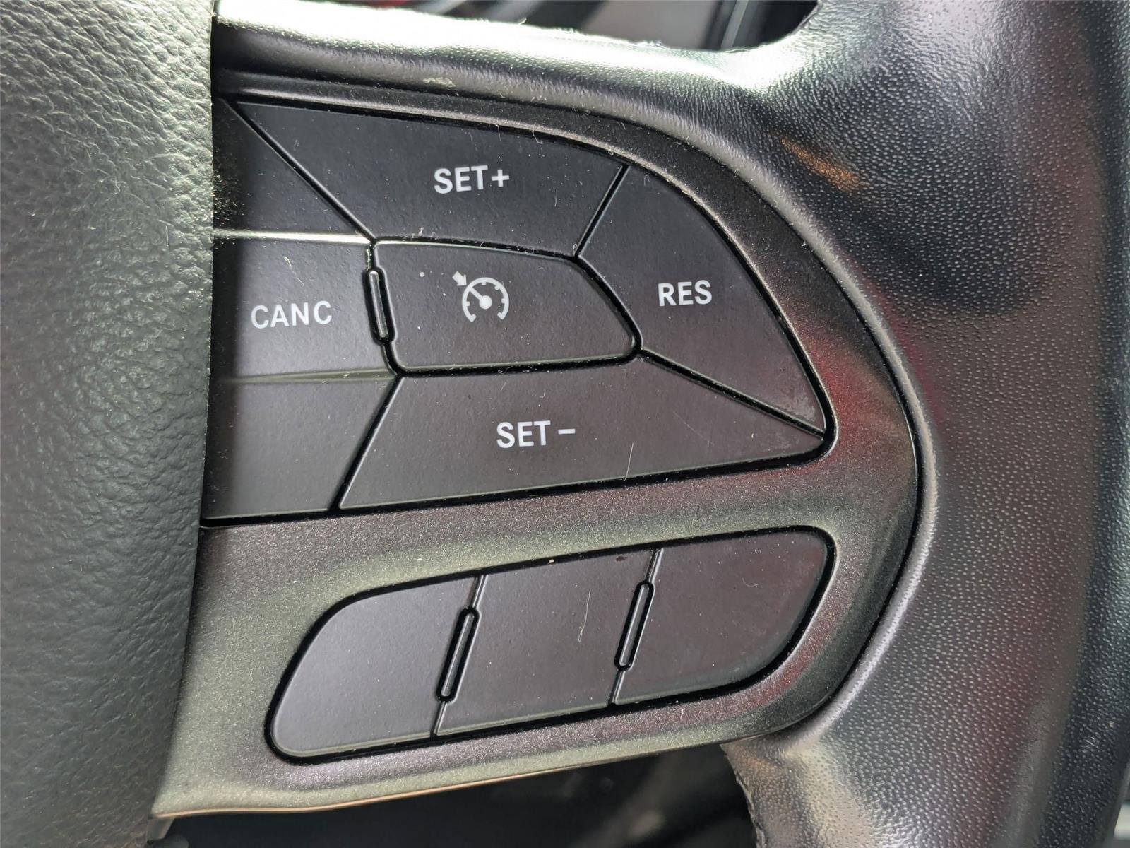 Used 2022 Frostbite Dodge SXT image 18
