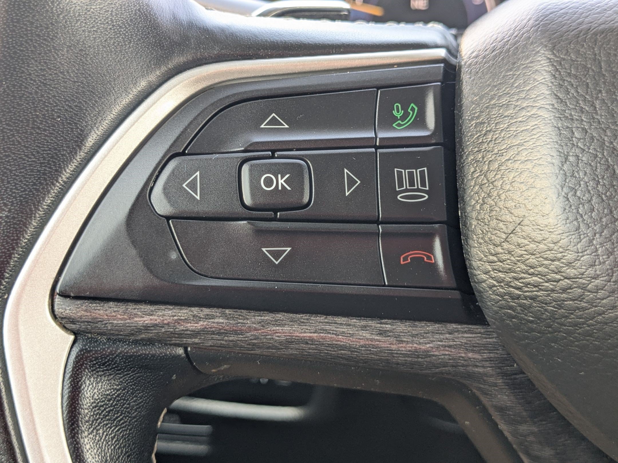 Used 2021 Bright White Clearcoat Jeep Limited image 18