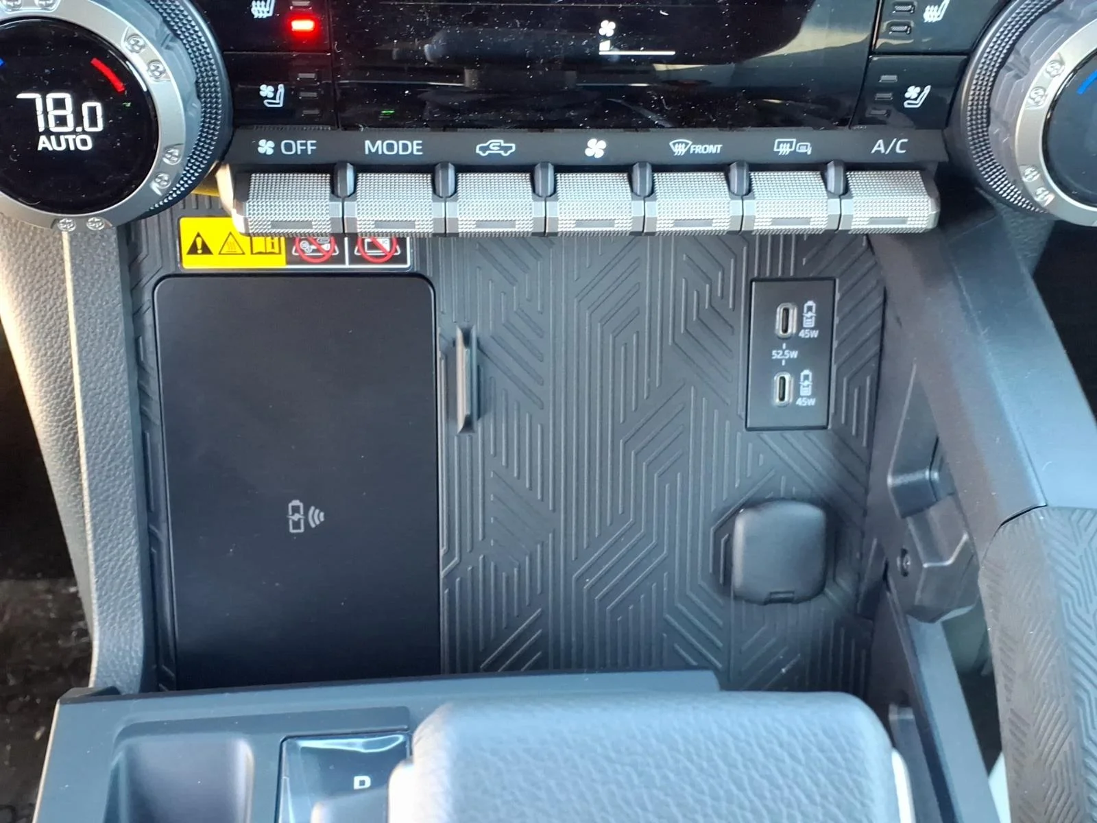 2026 Toyota Tacoma Limited - Photo 8