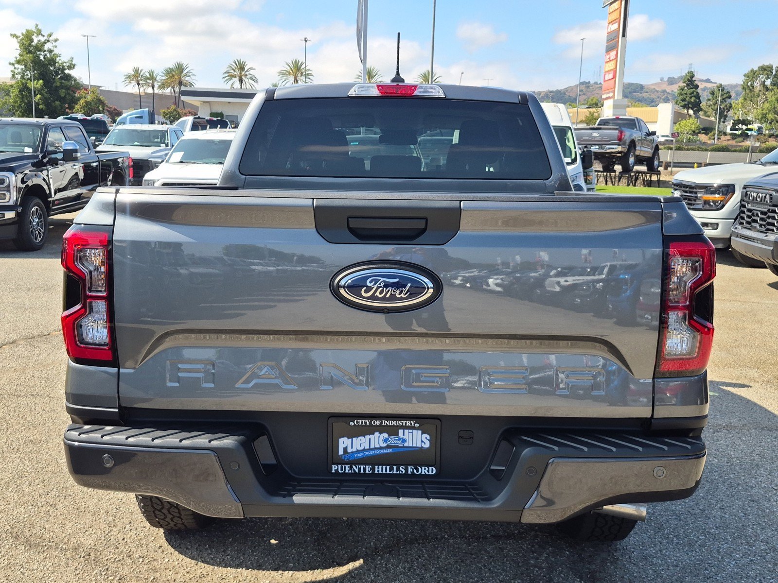 New 2026 Carbonized Gray Metallic Ford XLT image 6