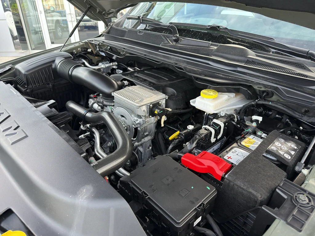 New 2026 Canyon Lake Exterior Paint RAM Laramie image 38