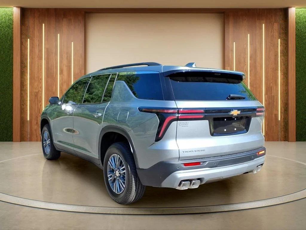 2026 Chevrolet Traverse LT - Photo 28