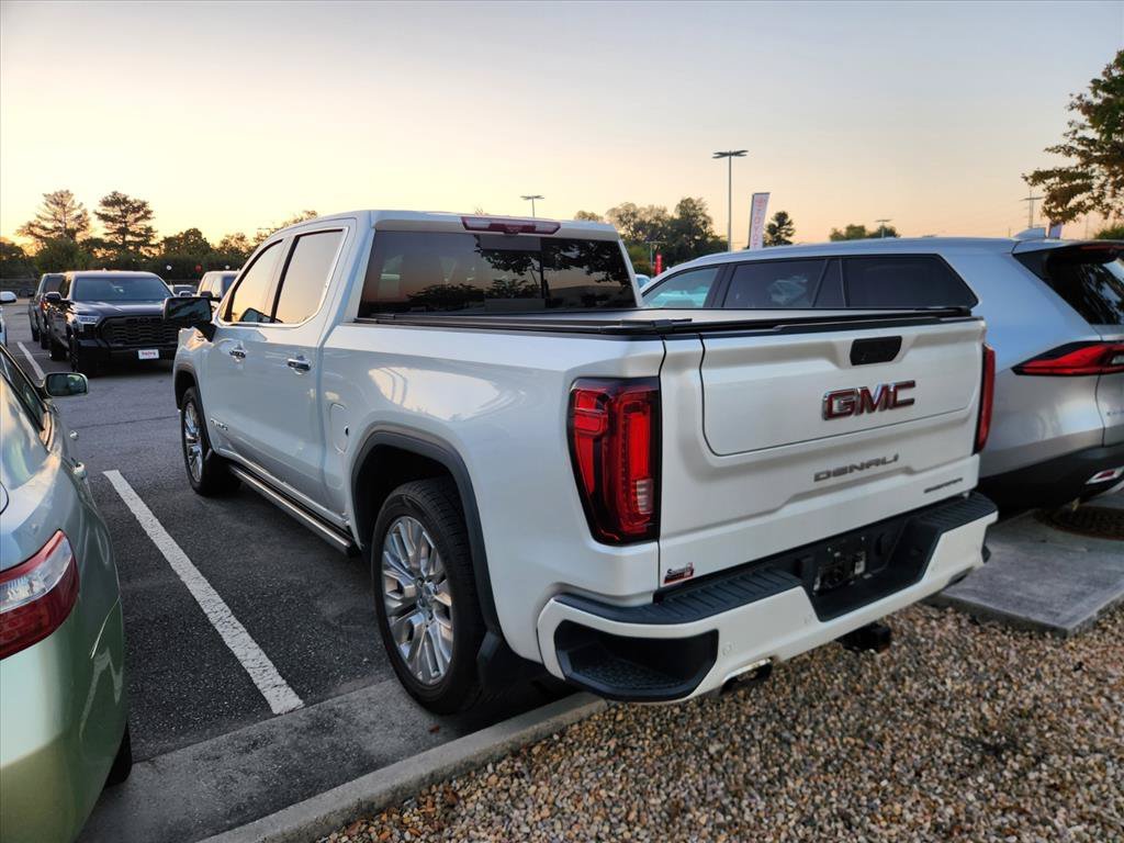 Used 2020 White GMC Denali image 5