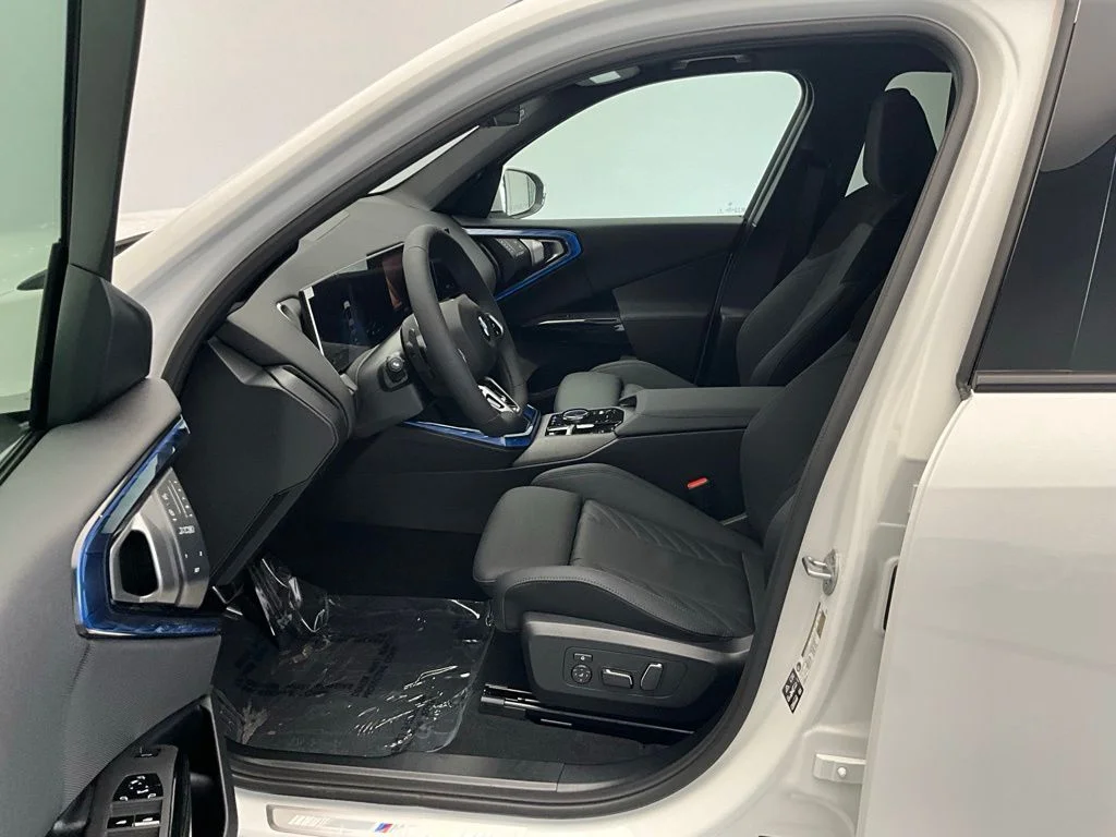 New 2026 Alpine White BMW 30 xDrive image 6