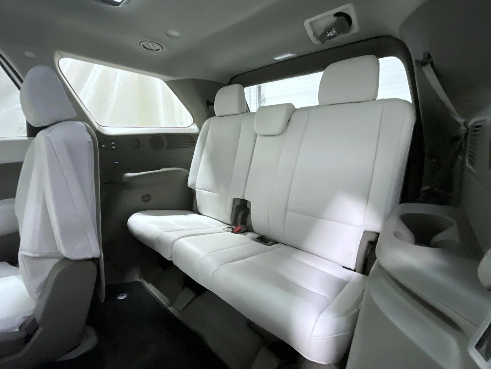 New 2026 White Hyundai Limited image 15
