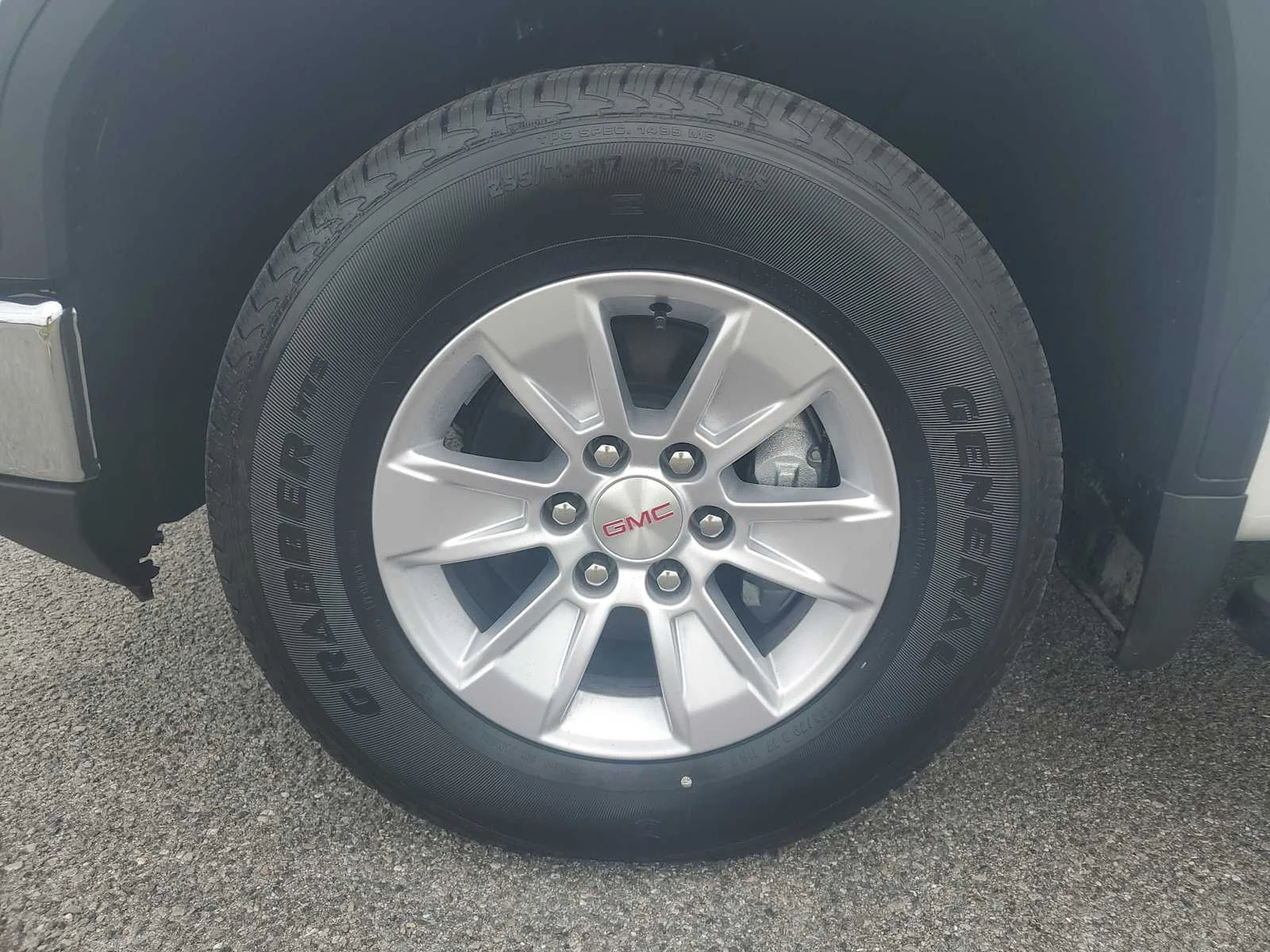 New 2026 Summit White GMC SLE image 10